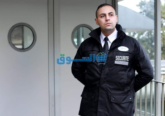 عبر البريد الإلكتروني