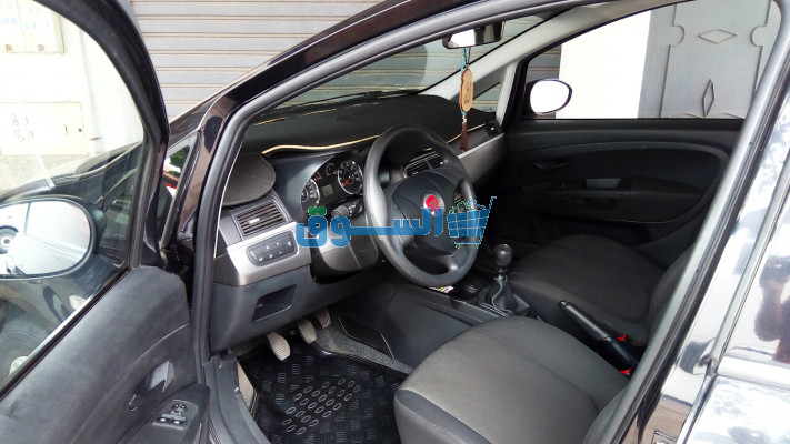 Fiat punto noir 2016