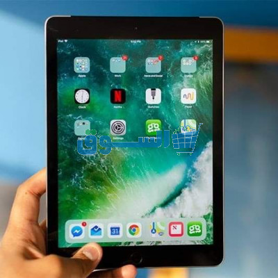 لوحة إلكترونية